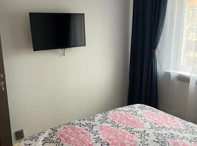 Twinshause Апартаменты Крайова